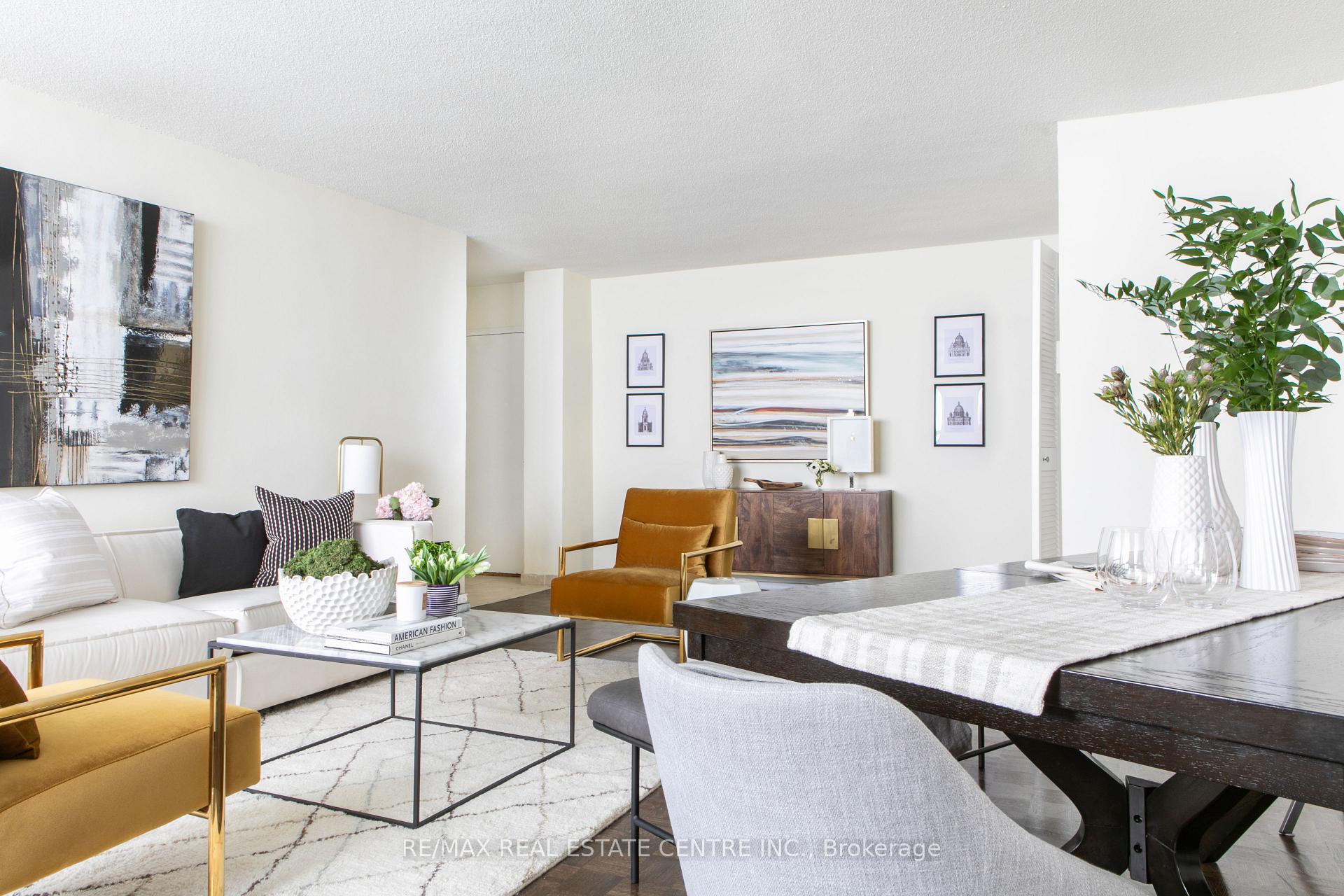 Photo 9 of Unit 2108, 150 Graydon Hall Drive, North York, Parkwoods-Donalda — HOMEH