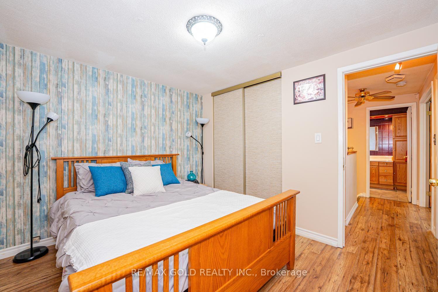 Photo 27 of 1 Wolverton Crescent, Brampton, Central Park — HOMEH