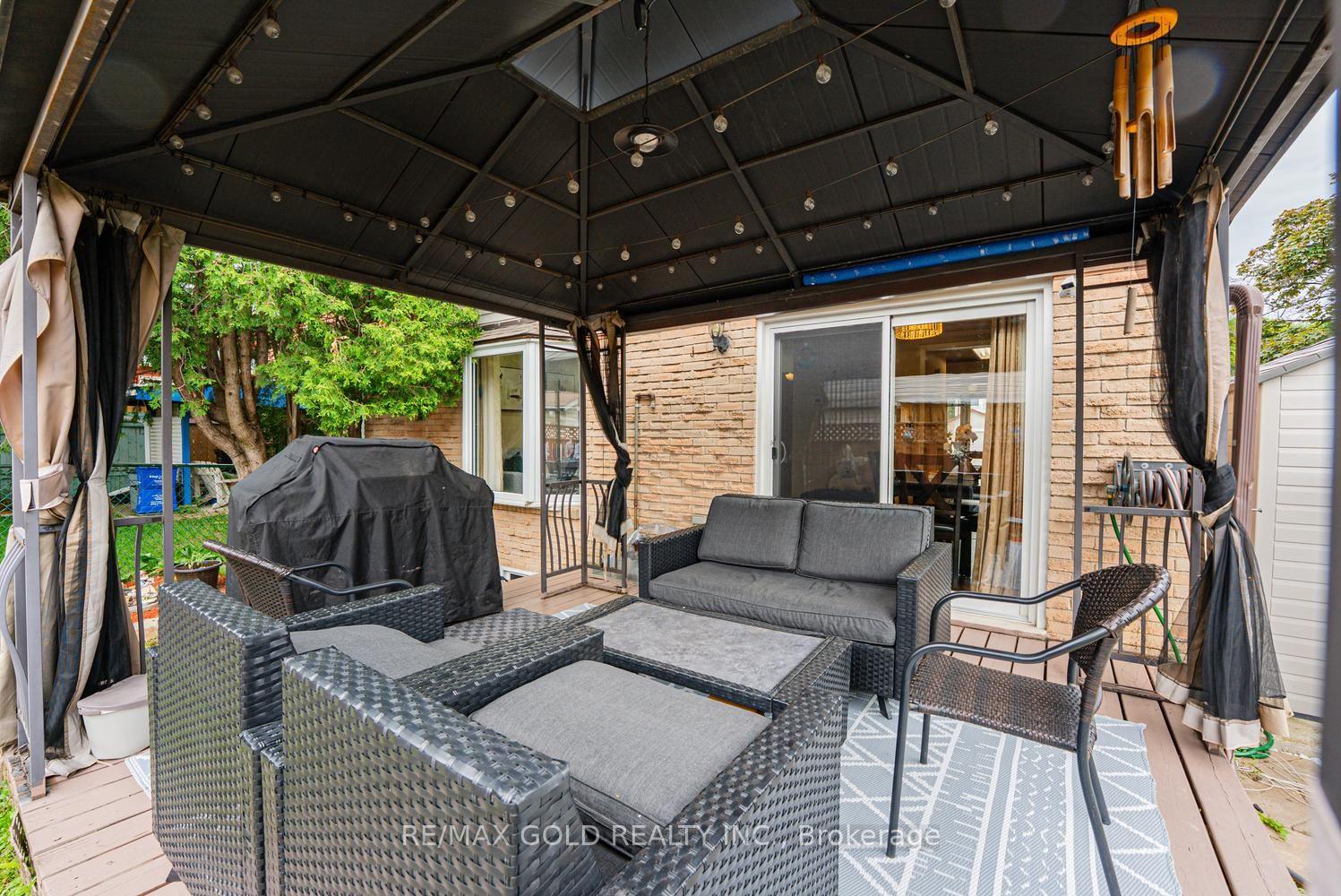Photo 38 of 1 Wolverton Crescent, Brampton, Central Park — HOMEH