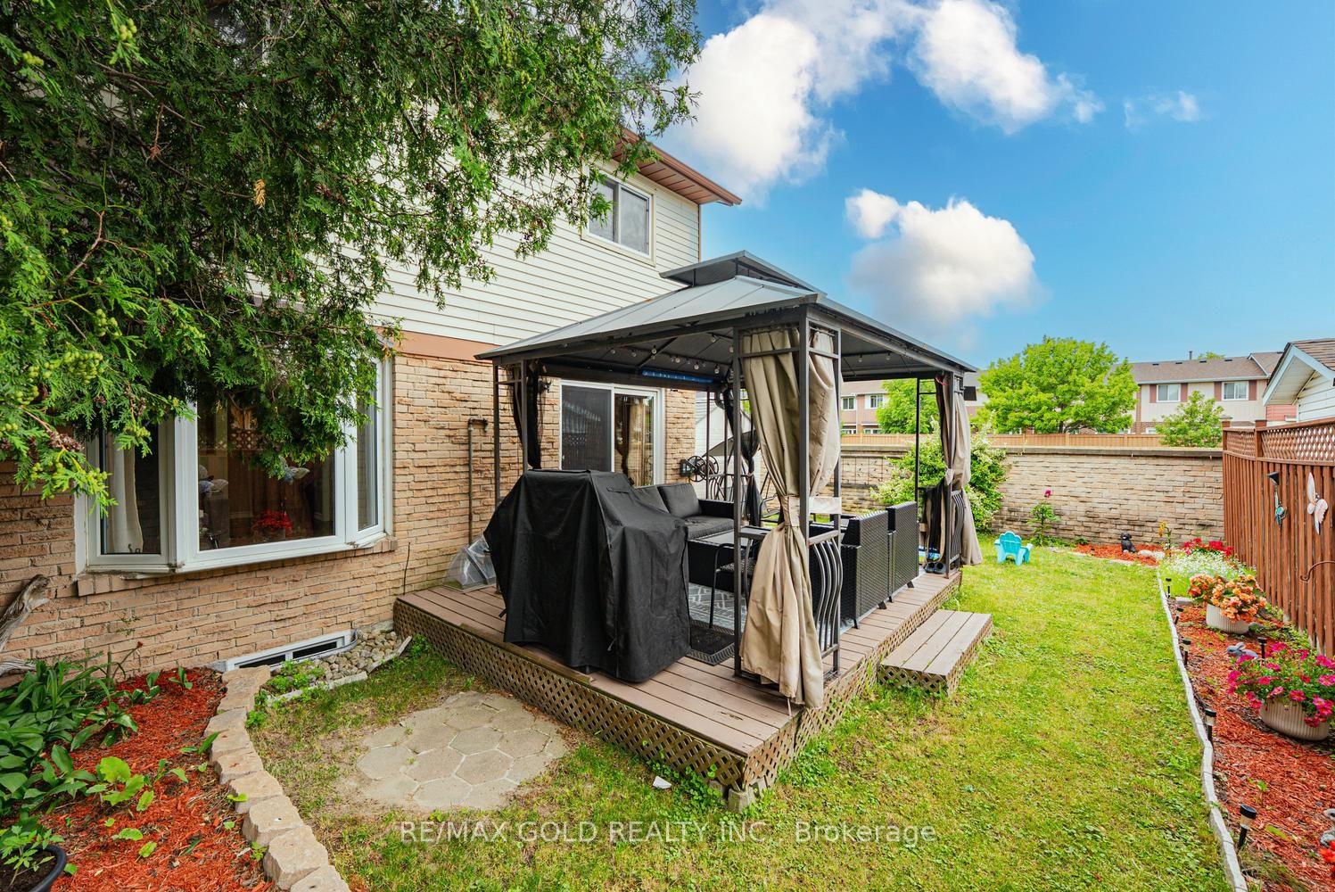 Photo 39 of 1 Wolverton Crescent, Brampton, Central Park — HOMEH
