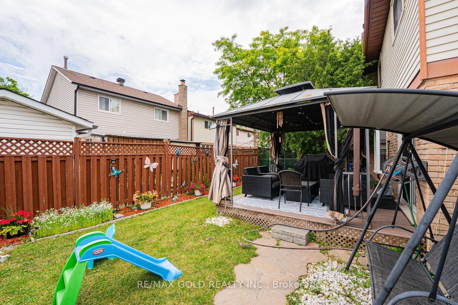 Photo 41 of 1 Wolverton Crescent, Brampton, Central Park — HOMEH