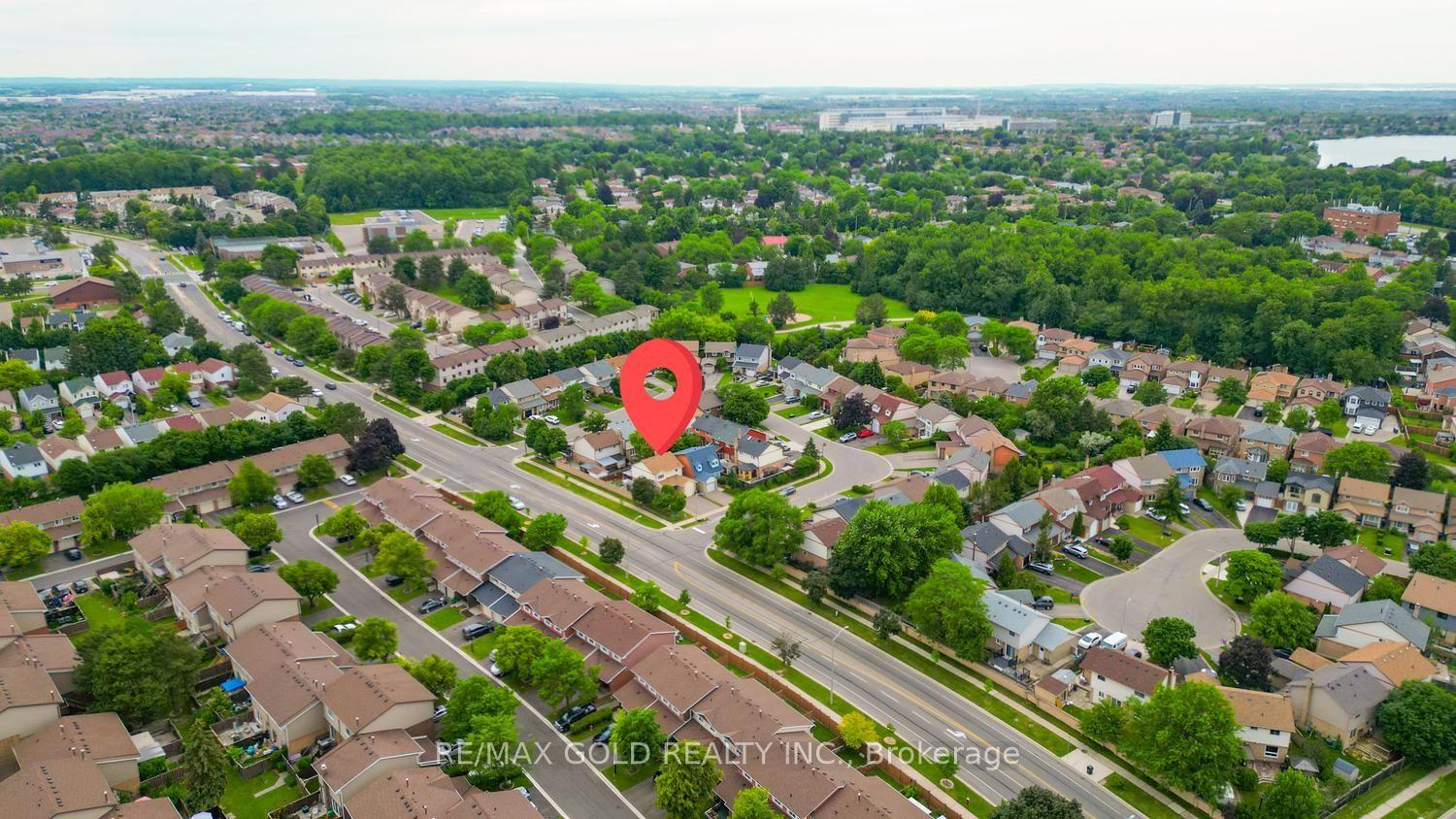 Photo 50 of 1 Wolverton Crescent, Brampton, Central Park — HOMEH