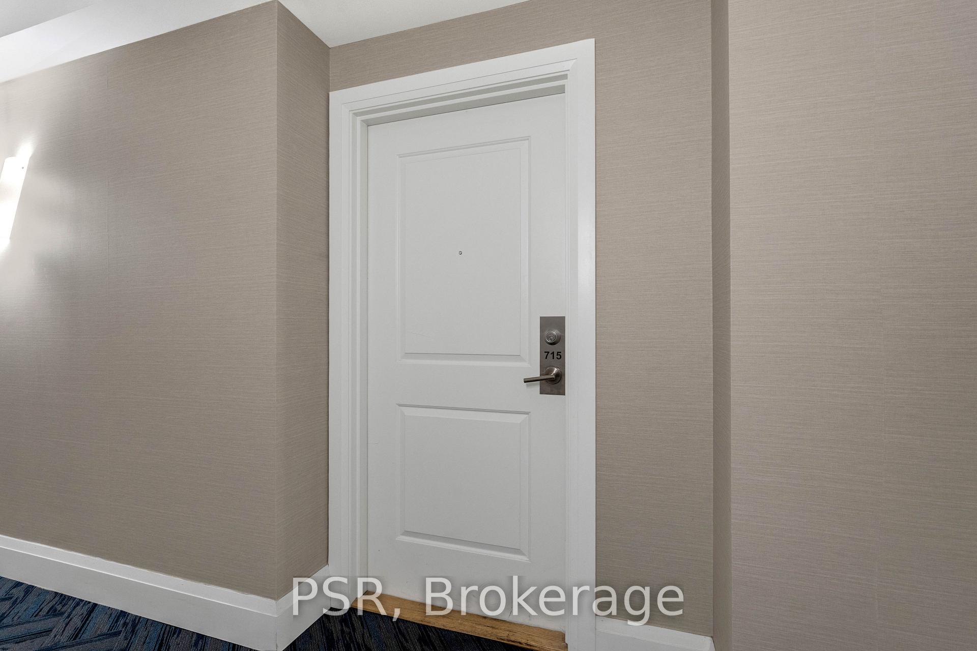 Photo 5 of Unit 715, 24 Woodstream Boulevard, Vaughan, Vaughan Grove — HOMEH