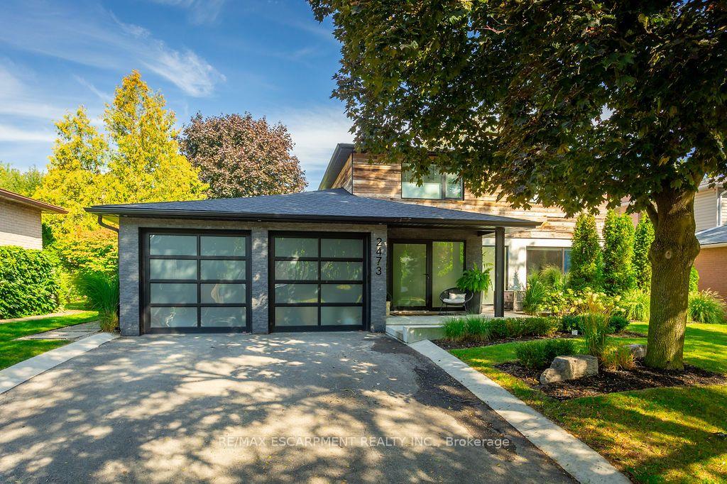 Photo 1 of 2473 Woburn Crescent, Oakville, West — HOMEH