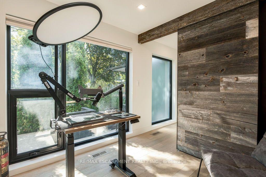 Photo 18 of 2473 Woburn Crescent, Oakville, West — HOMEH