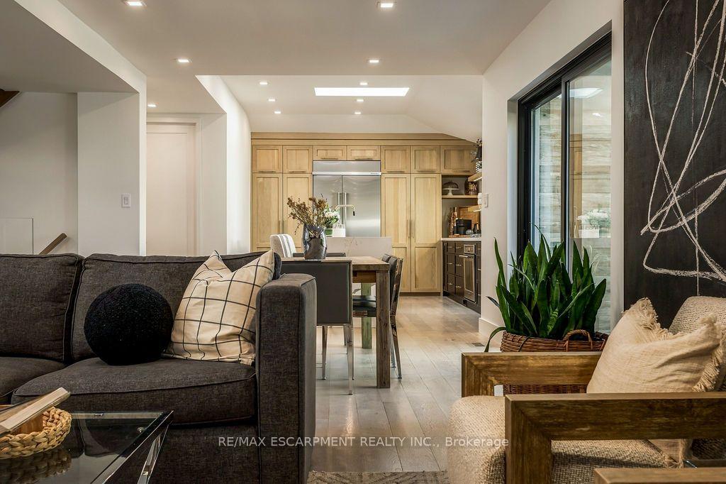Photo 30 of 2473 Woburn Crescent, Oakville, West — HOMEH