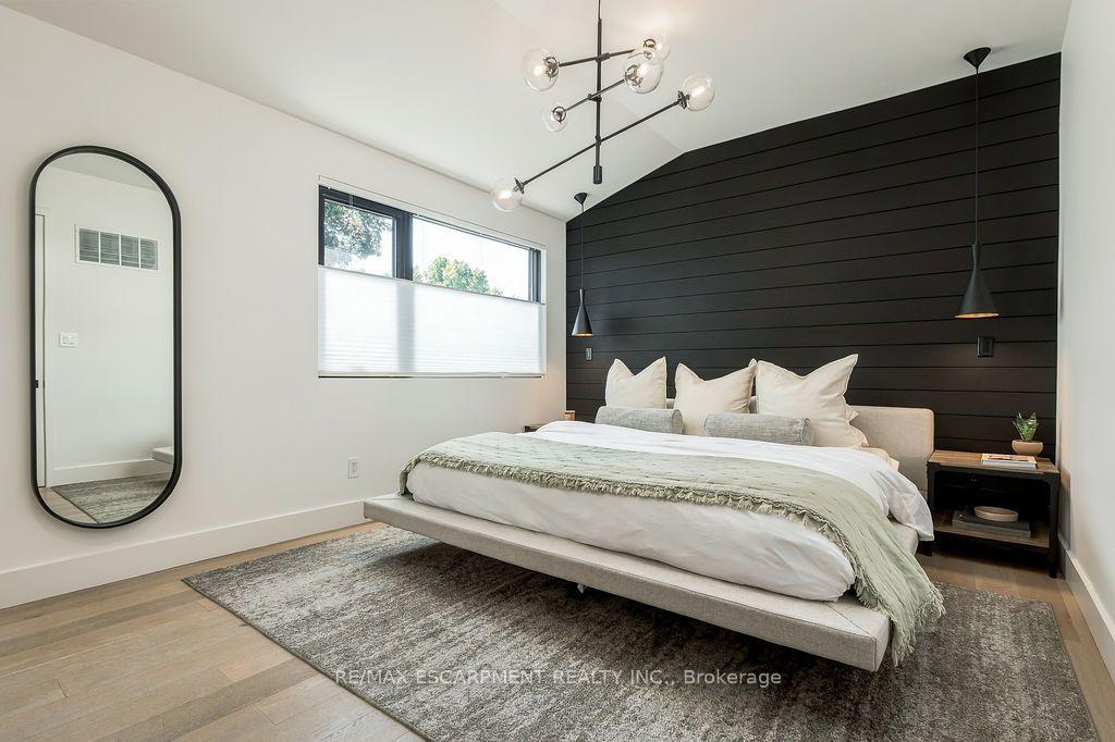Photo 36 of 2473 Woburn Crescent, Oakville, West — HOMEH