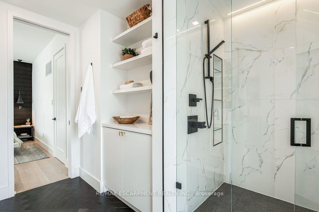 Photo 39 of 2473 Woburn Crescent, Oakville, West — HOMEH