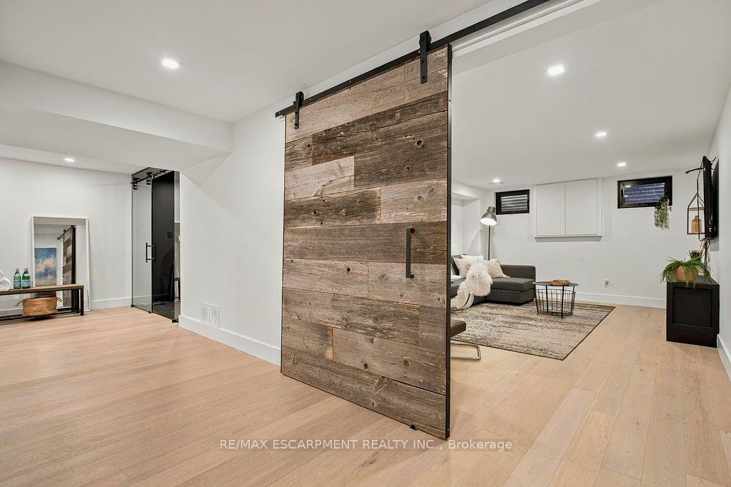 Photo 43 of 2473 Woburn Crescent, Oakville, West — HOMEH