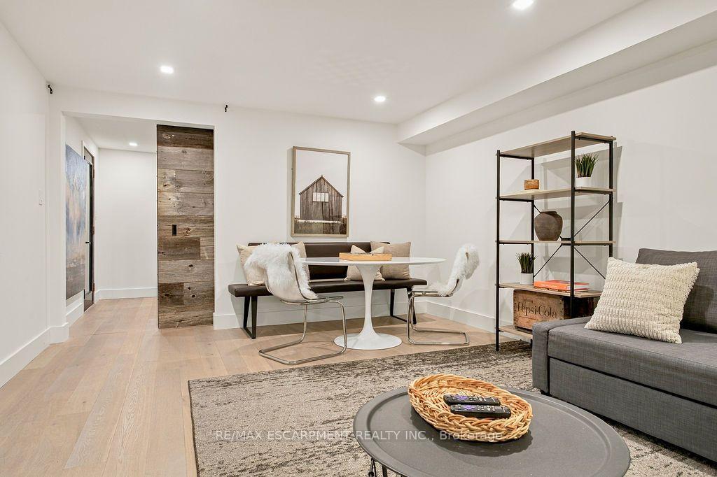 Photo 45 of 2473 Woburn Crescent, Oakville, West — HOMEH