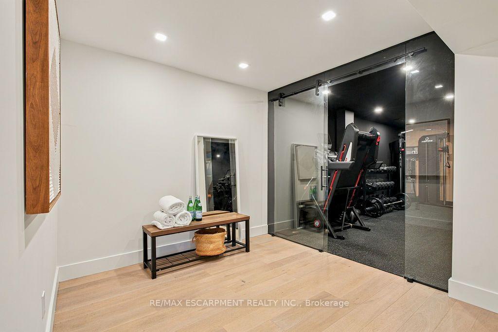 Photo 46 of 2473 Woburn Crescent, Oakville, West — HOMEH
