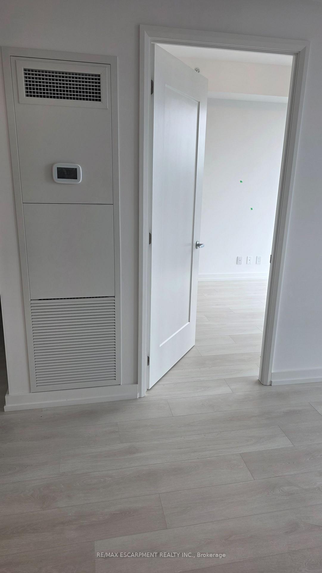 Photo 7 of Unit 3105, 75 James Street S, Hamilton, Corktown — HOMEH