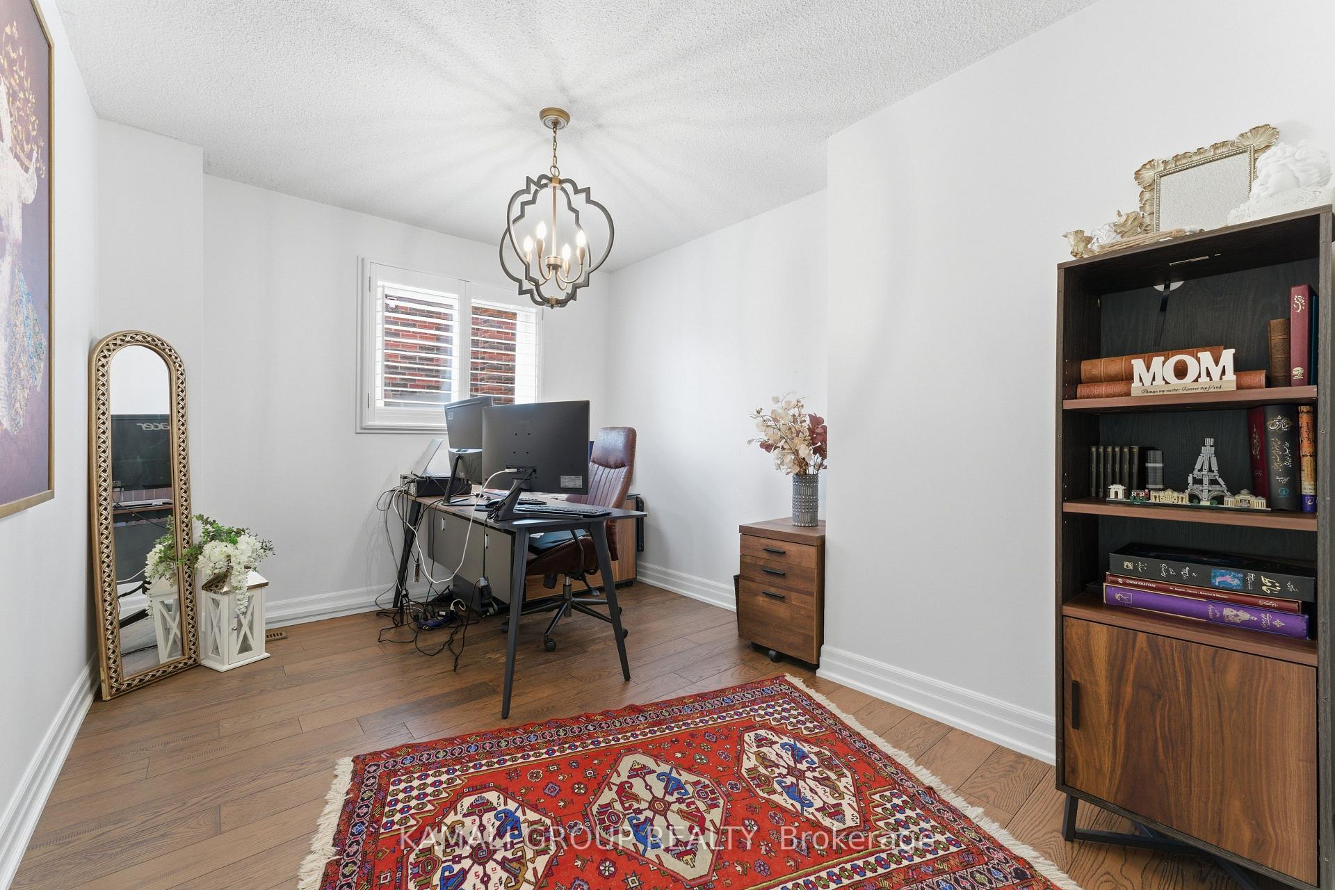 Photo 19 of 108 Killian Road, Vaughan, Maple — HOMEH