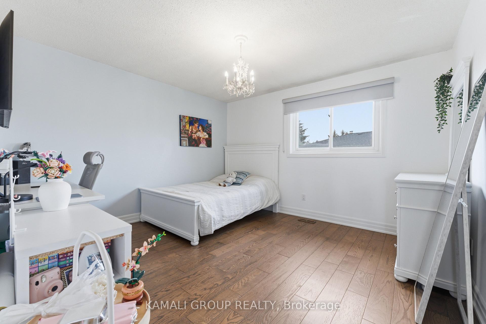 Photo 31 of 108 Killian Road, Vaughan, Maple — HOMEH