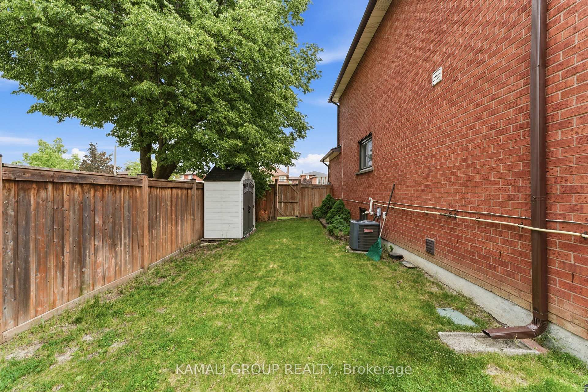 Photo 47 of 108 Killian Road, Vaughan, Maple — HOMEH