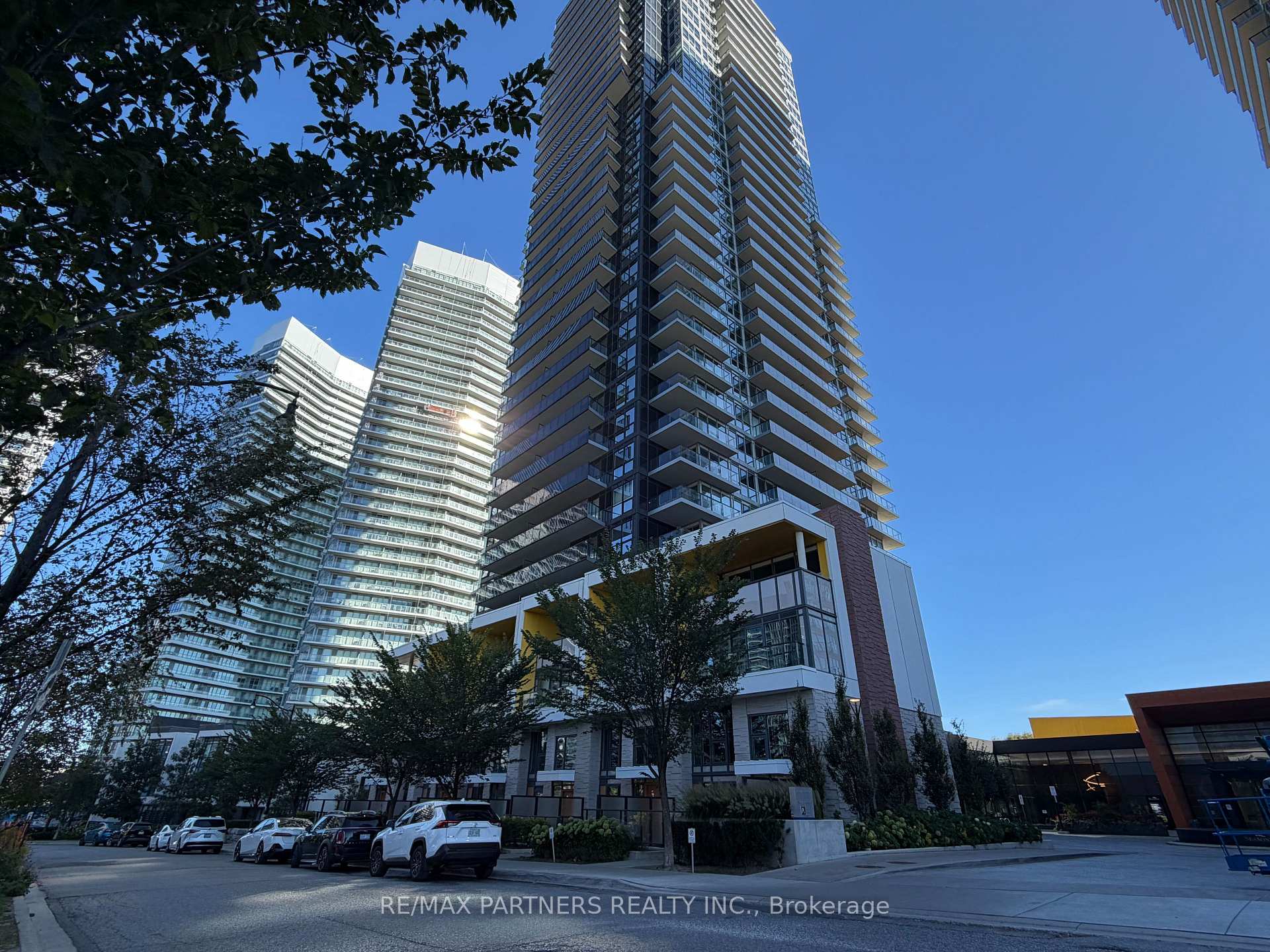 Photo 1 of Unit 505, 95 McMahon Drive, North York, Bayview Village — HOMEH