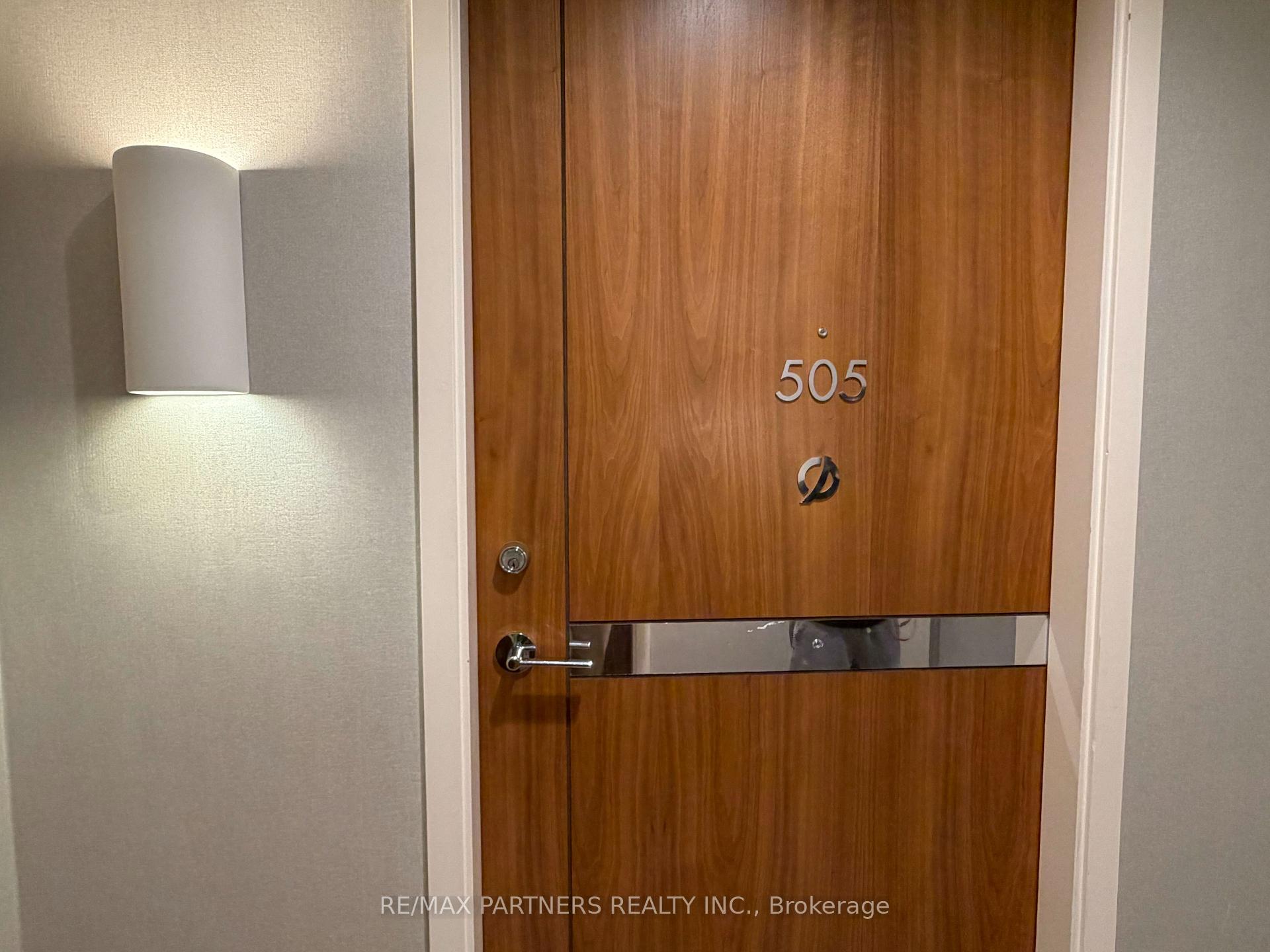 Photo 5 of Unit 505, 95 McMahon Drive, North York, Bayview Village — HOMEH