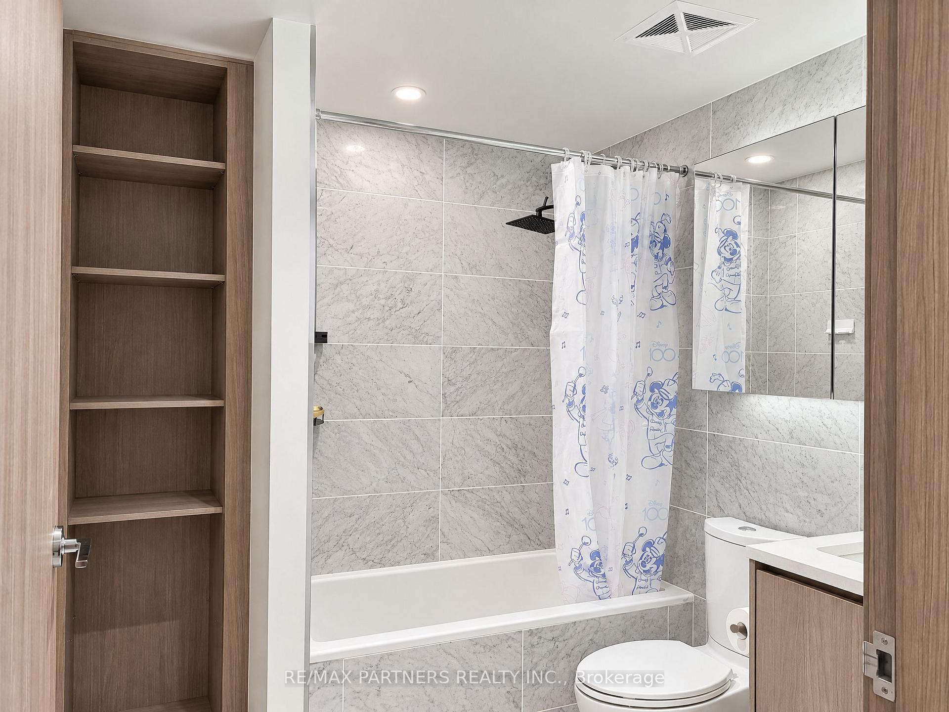 Photo 13 of Unit 505, 95 McMahon Drive, North York, Bayview Village — HOMEH