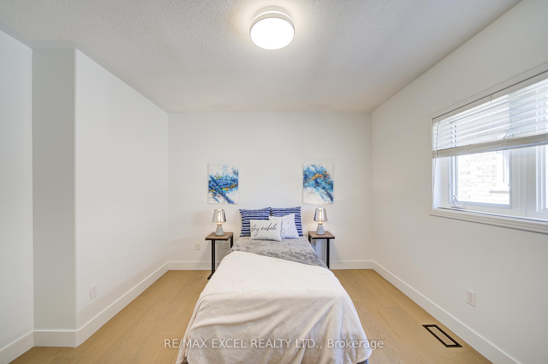 Photo 39 of 8 Hollylane Drive, Markham, Berczy — HOMEH