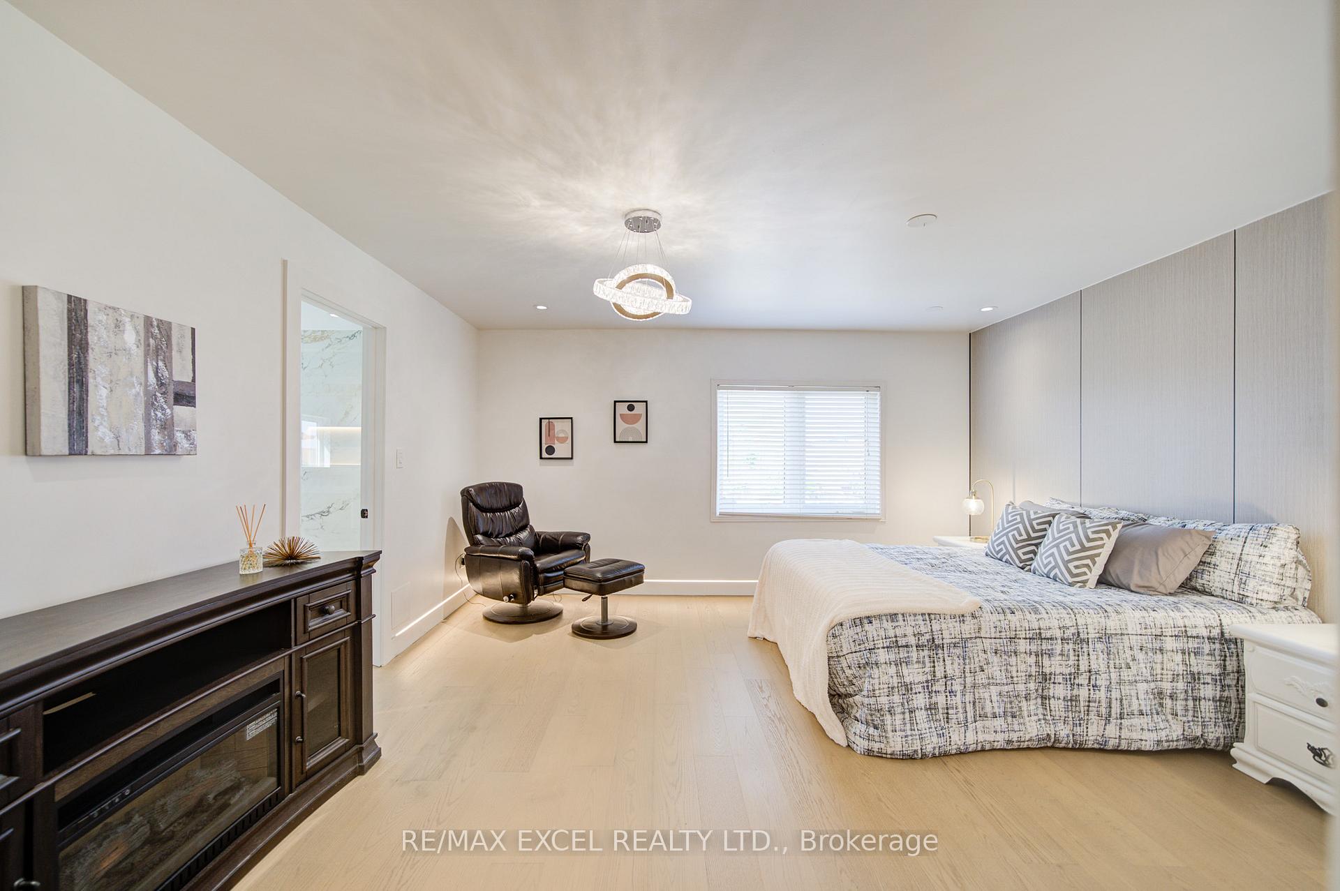 Photo 40 of 8 Hollylane Drive, Markham, Berczy — HOMEH
