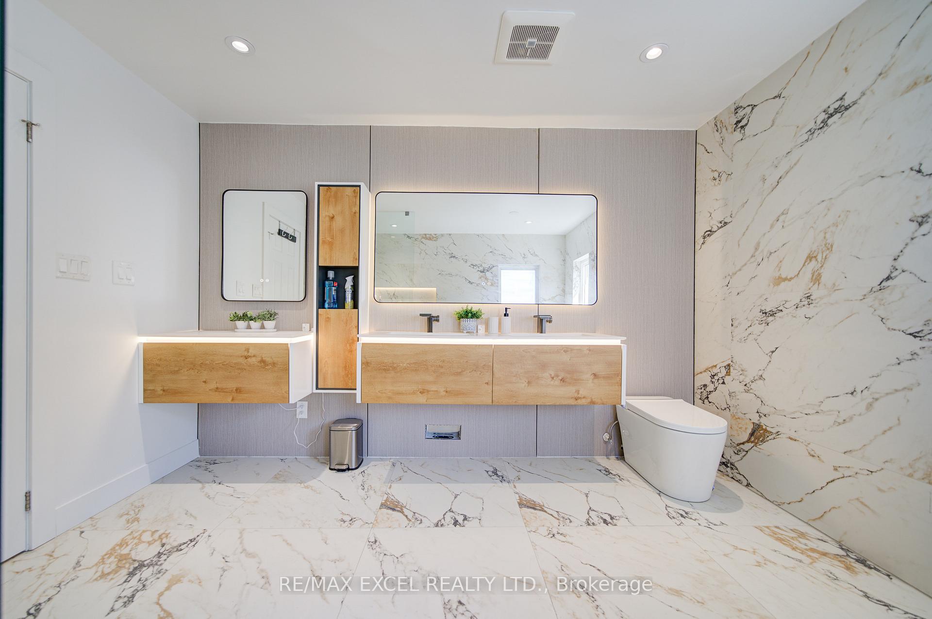 Photo 44 of 8 Hollylane Drive, Markham, Berczy — HOMEH