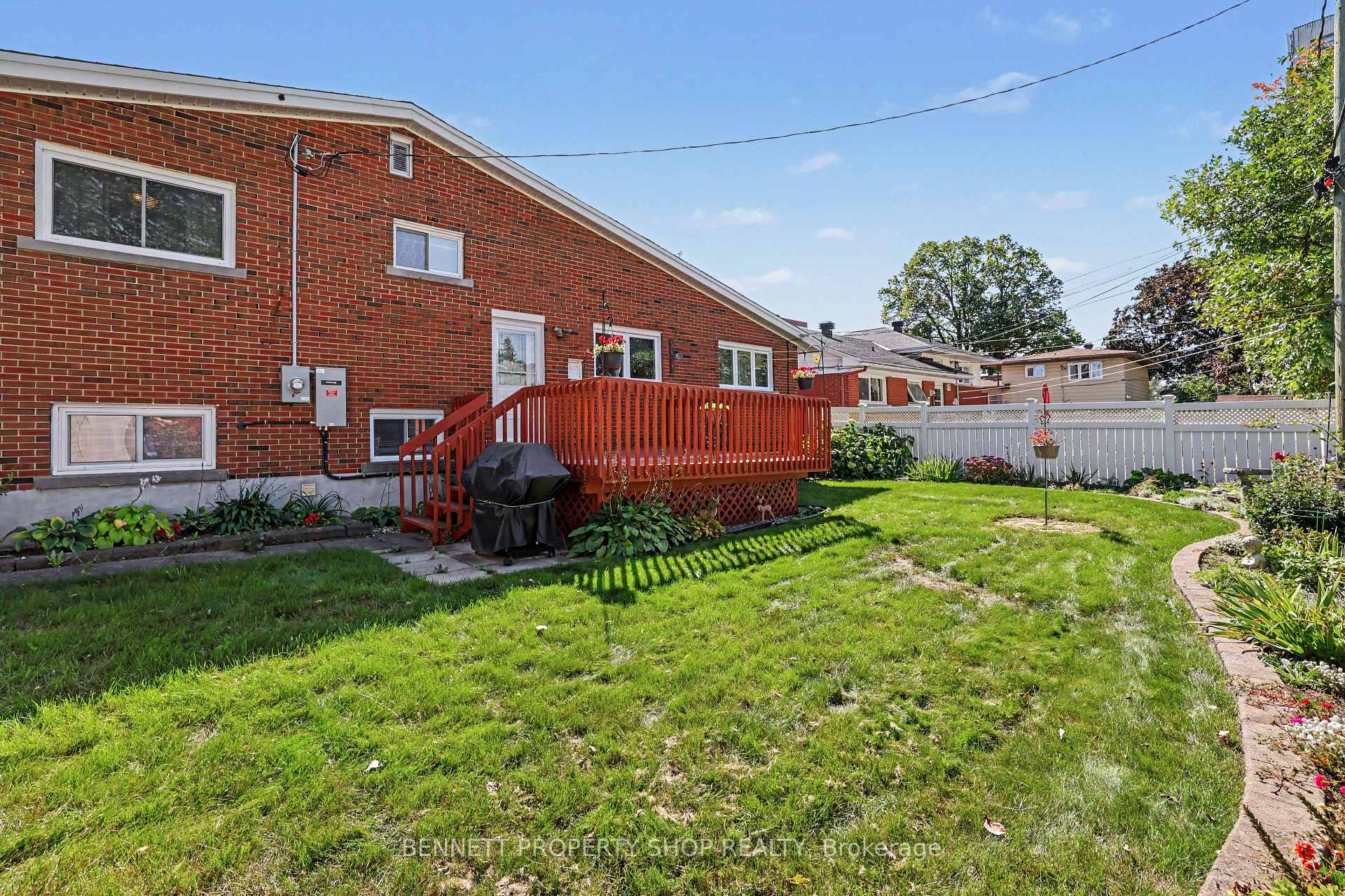 Photo 18 of 1817 Gilbert Avenue, Ottawa, Bel Air Heights — HOMEH