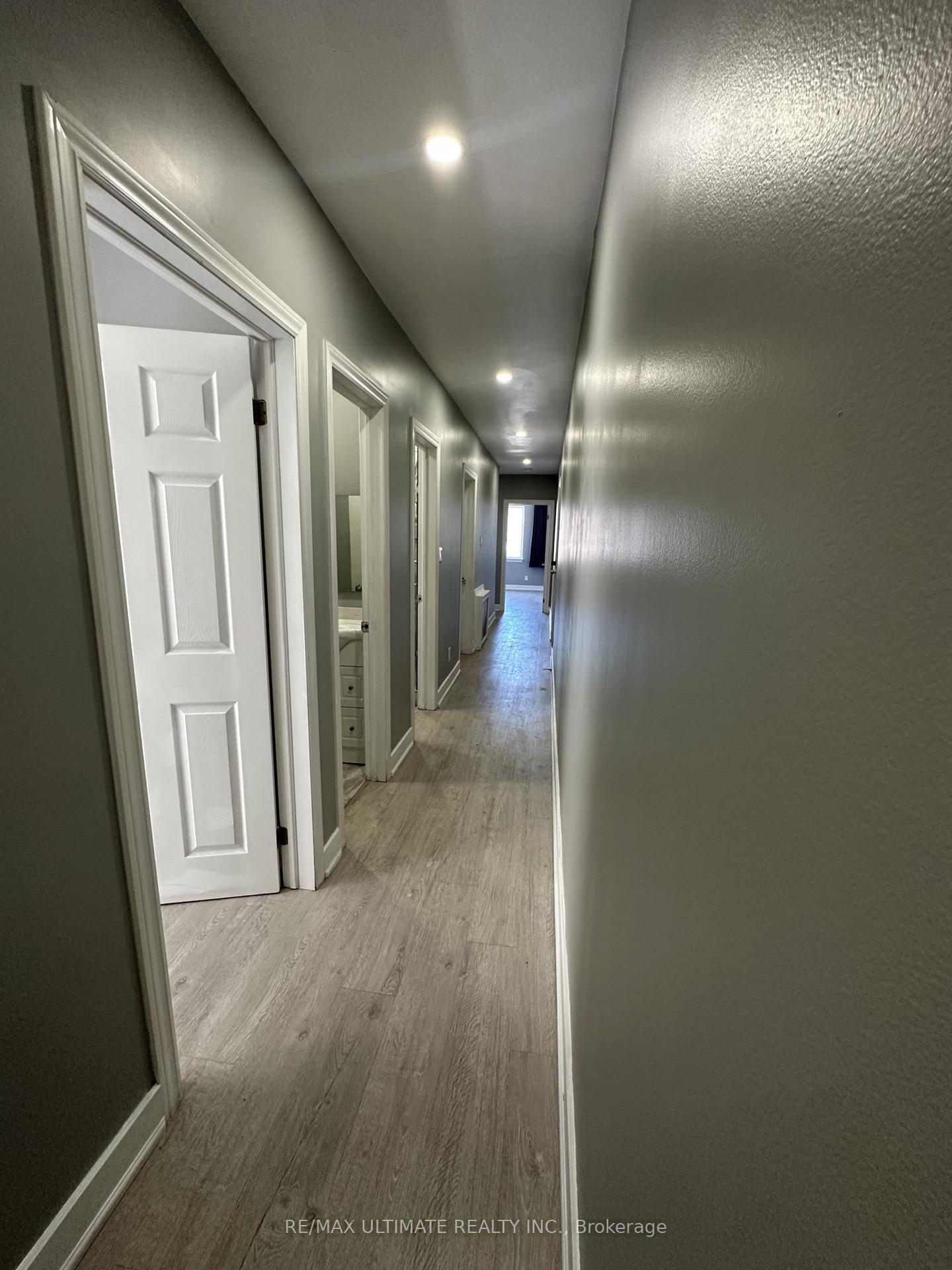 Photo 10 of Unit Unit A, 1705 Jane Street, North York, Rustic — HOMEH