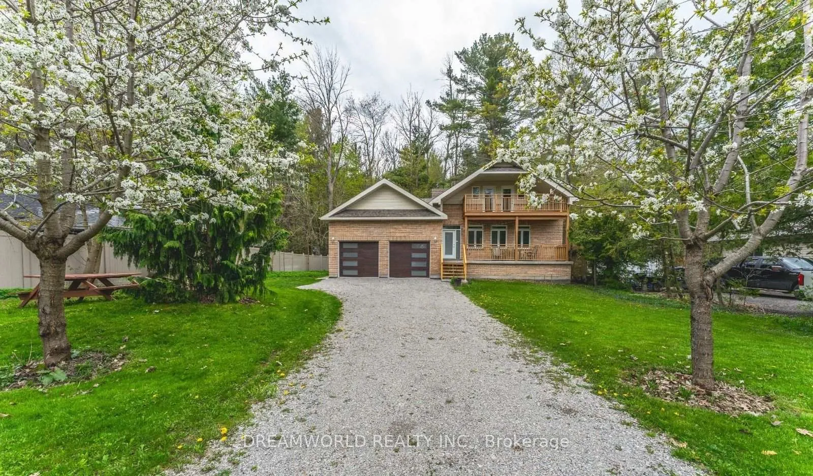 Photo 1 of 3940 Alcina Avenue, Innisfil, Rural Innisfil — HOMEH