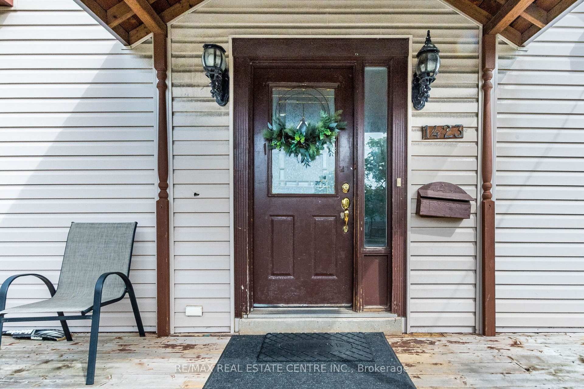 Photo 3 of 1423 Sixth Line, Oakville, College Park — HOMEH