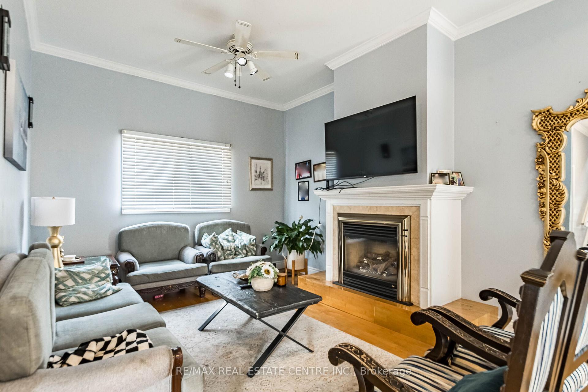 Photo 7 of 1423 Sixth Line, Oakville, College Park — HOMEH