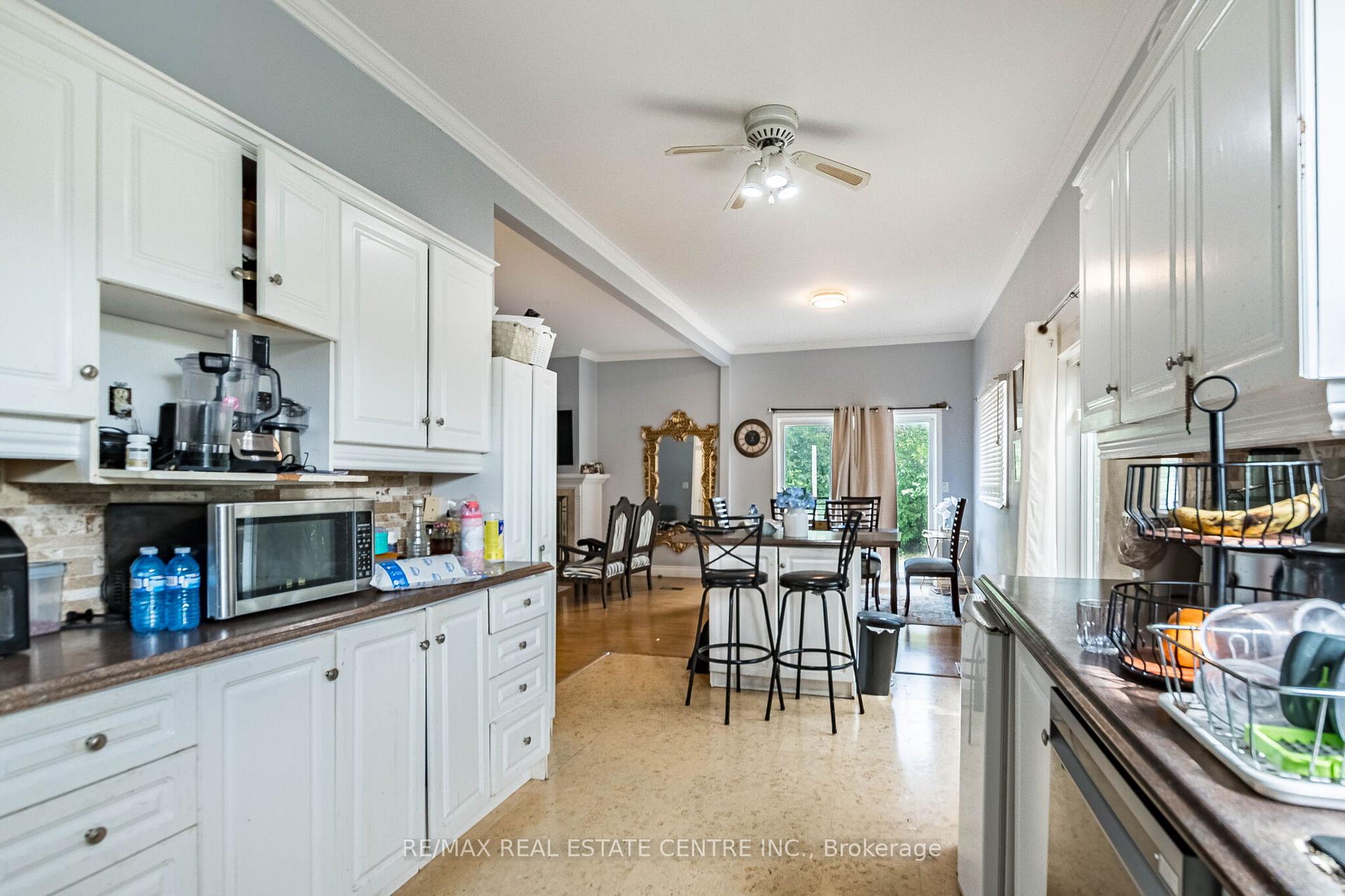 Photo 13 of 1423 Sixth Line, Oakville, College Park — HOMEH