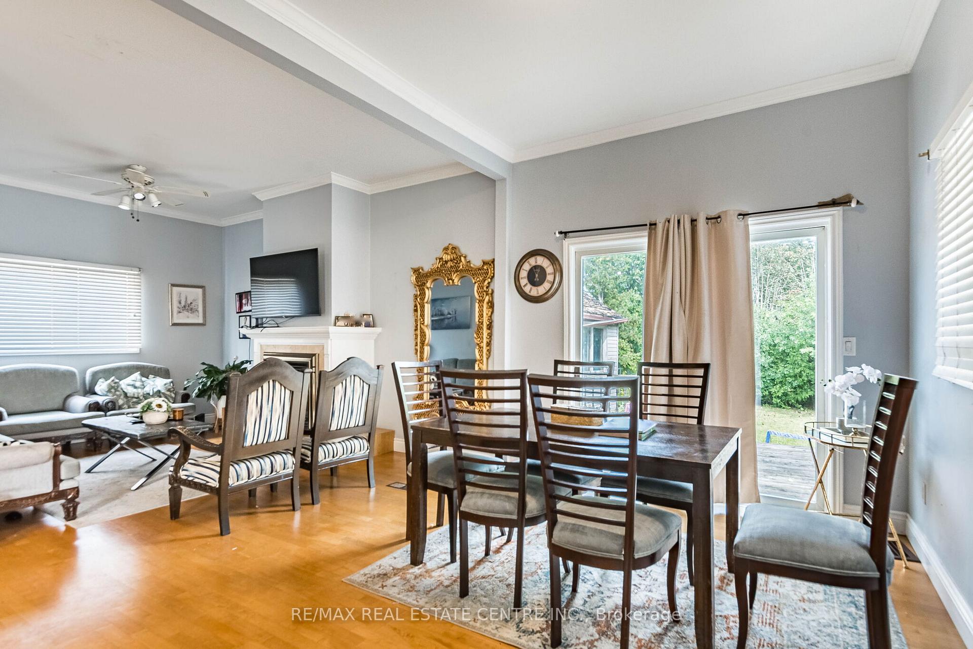 Photo 14 of 1423 Sixth Line, Oakville, College Park — HOMEH