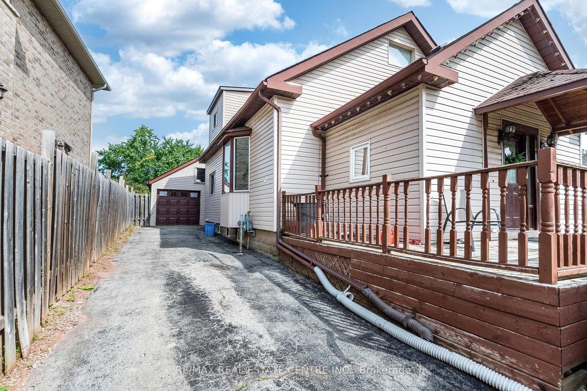 Photo 19 of 1423 Sixth Line, Oakville, College Park — HOMEH