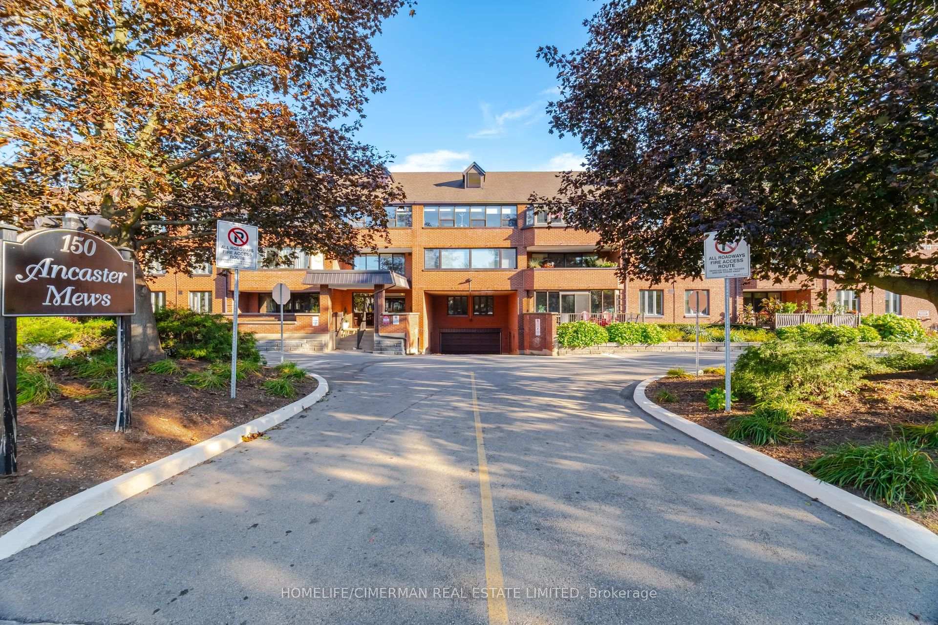 Photo of Unit 320, 150 Wilson Street W