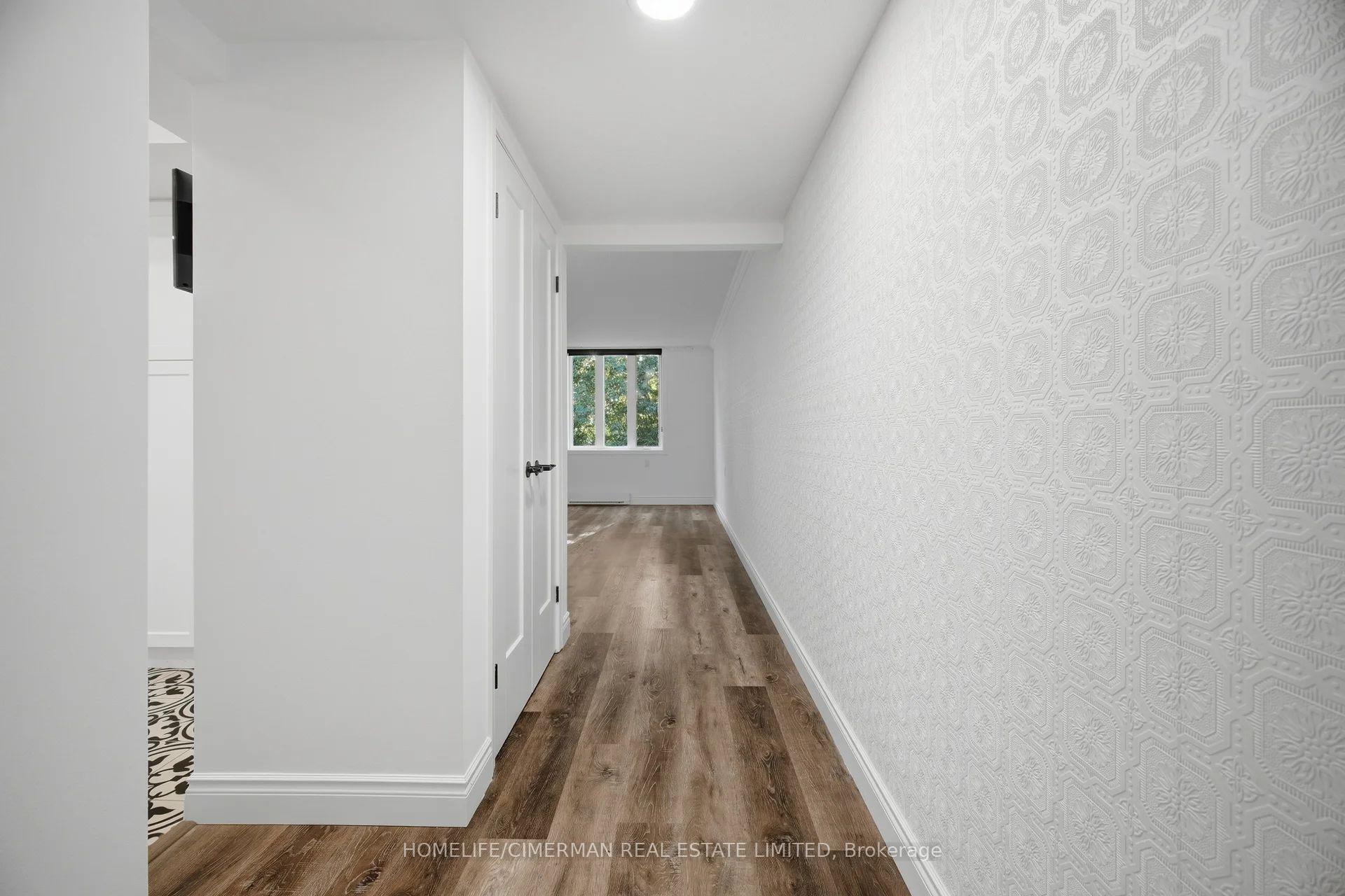Photo 6 of Unit 320, 150 Wilson Street W, Hamilton, Ancaster — HOMEH