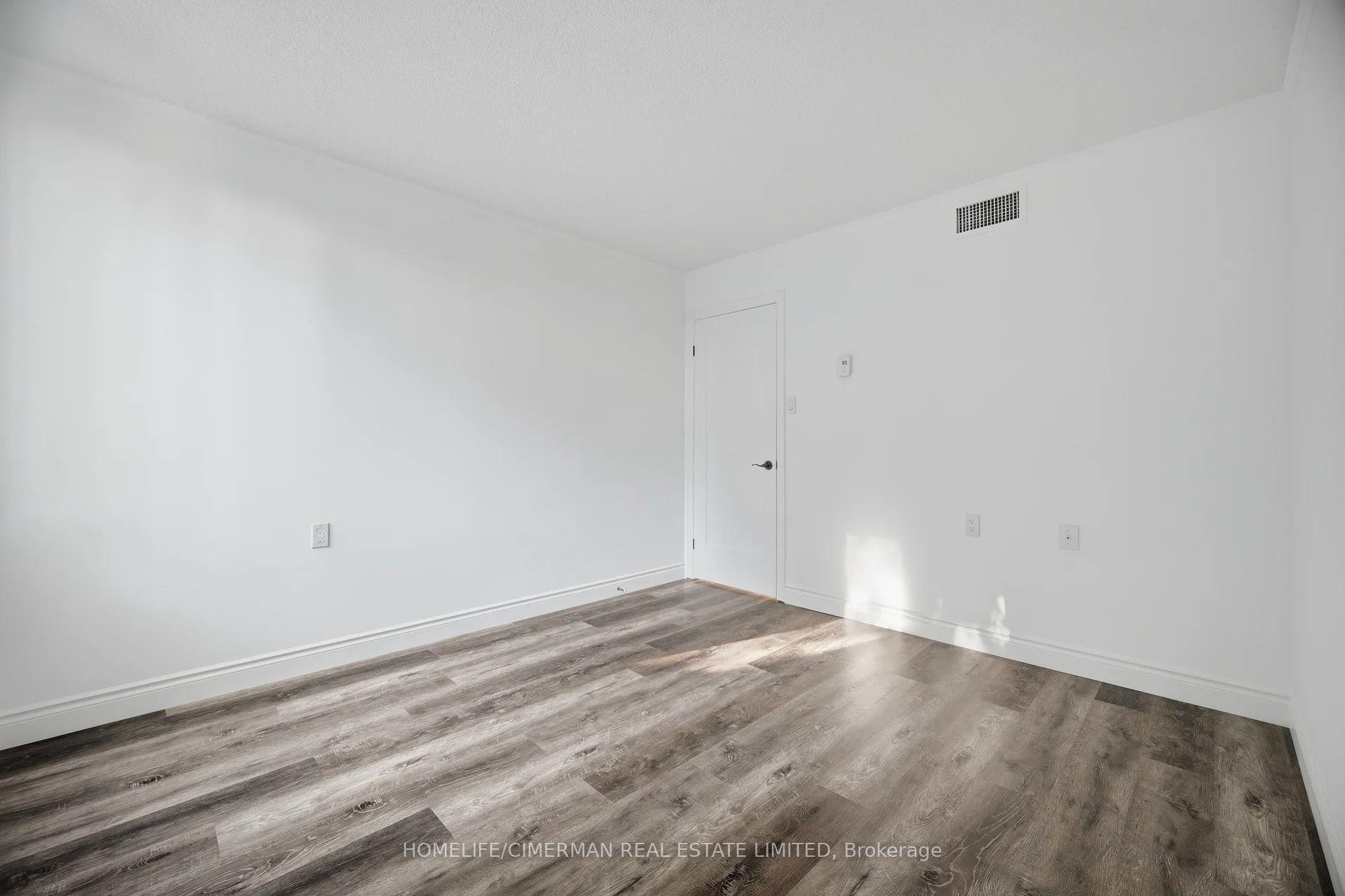 Photo 33 of Unit 320, 150 Wilson Street W, Hamilton, Ancaster — HOMEH