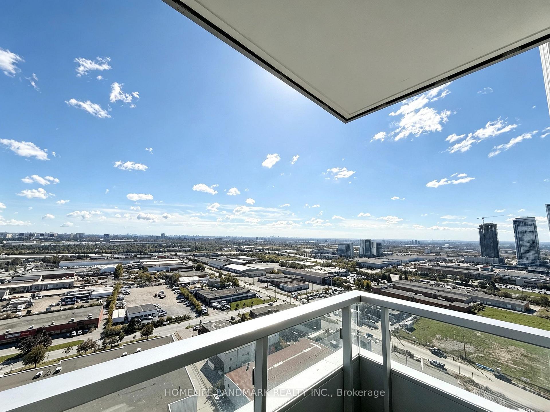 Photo 13 of Unit 2002, 21 Meadowdale Road, Vaughan, Vaughan Corporate Centre — HOMEH