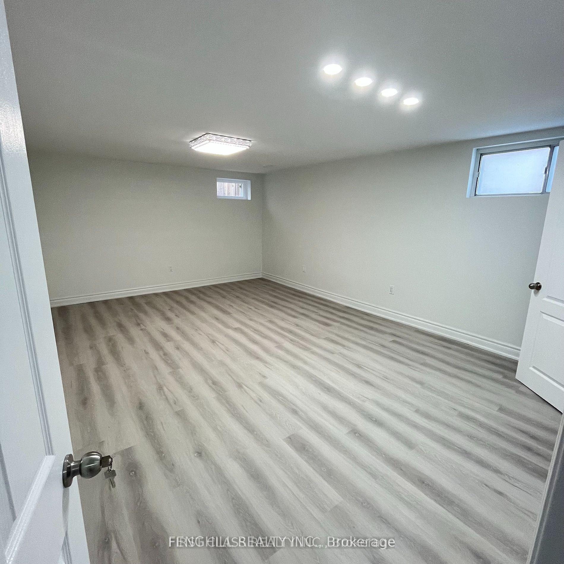 Photo 5 of Unit Bs, 392 Balkan Road, Richmond Hill, Crosby — HOMEH