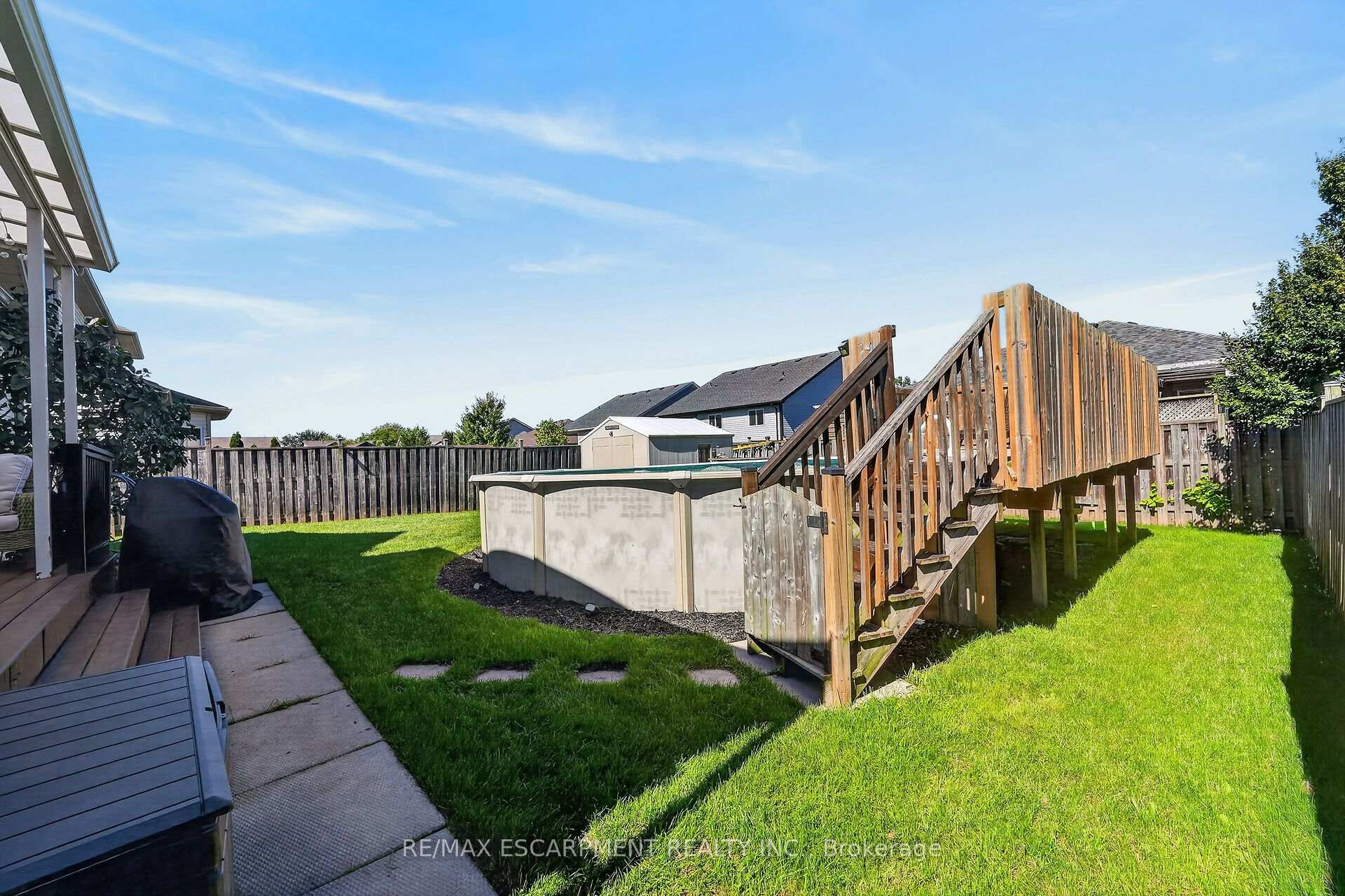Photo 41 of 17 Cherry Avenue, West Lincoln, Smithville — HOMEH