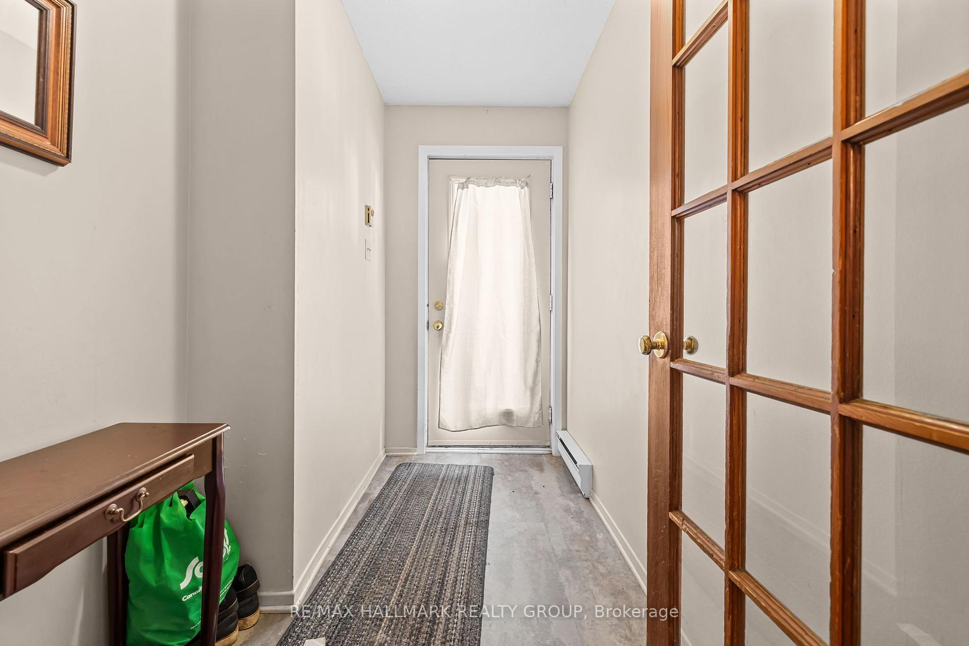 Photo 5 of Unit A, 1035 Cummings Avenue, Ottawa, Cyrville — HOMEH