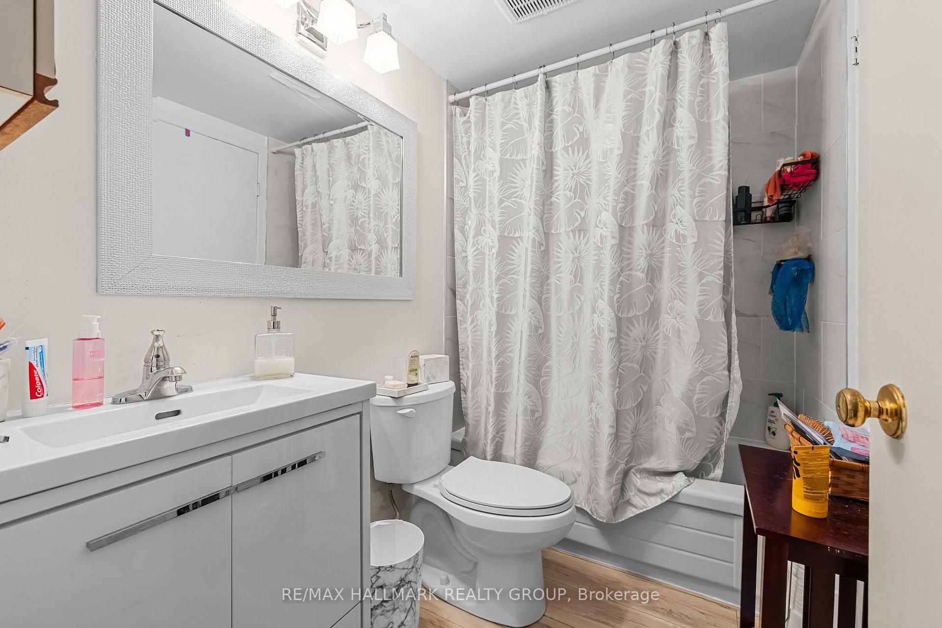 Photo 11 of Unit A, 1035 Cummings Avenue, Ottawa, Cyrville — HOMEH