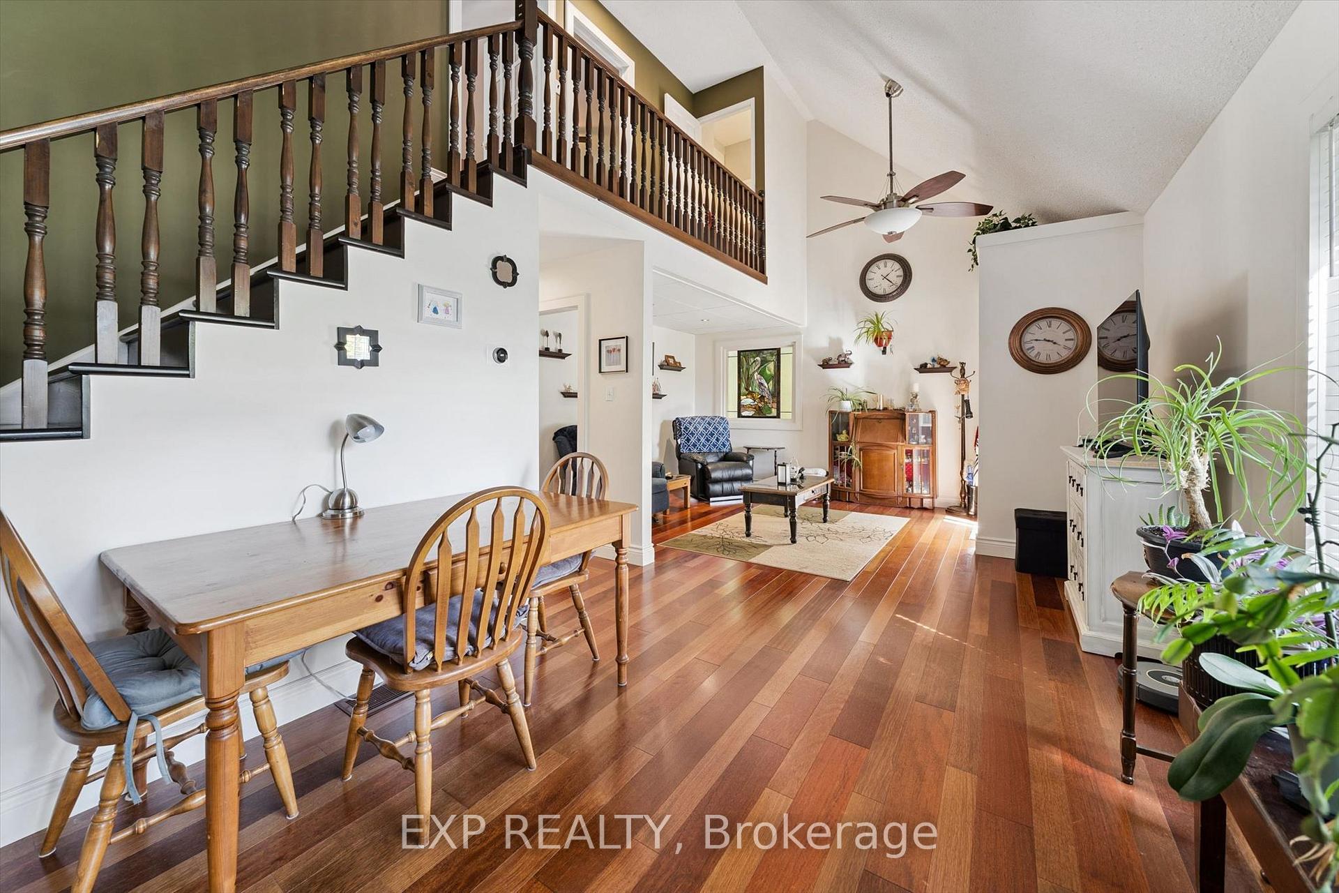 Photo 3 of 195 Maple Street, Bracebridge, Macaulay — HOMEH