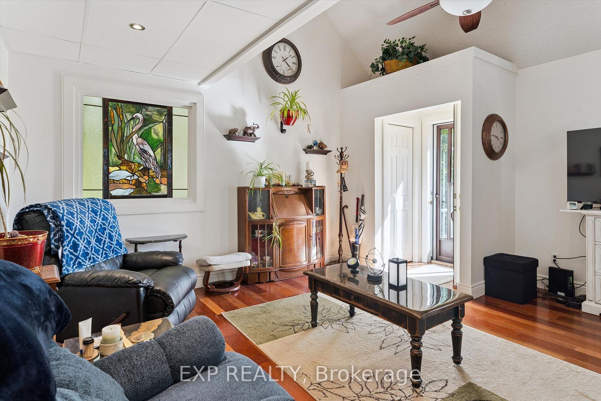 Photo 4 of 195 Maple Street, Bracebridge, Macaulay — HOMEH