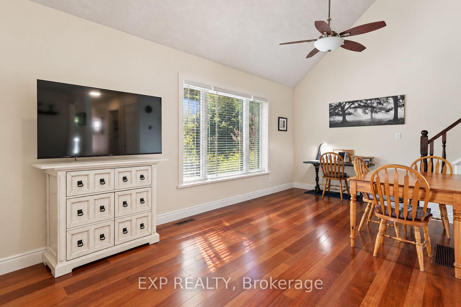 Photo 7 of 195 Maple Street, Bracebridge, Macaulay — HOMEH