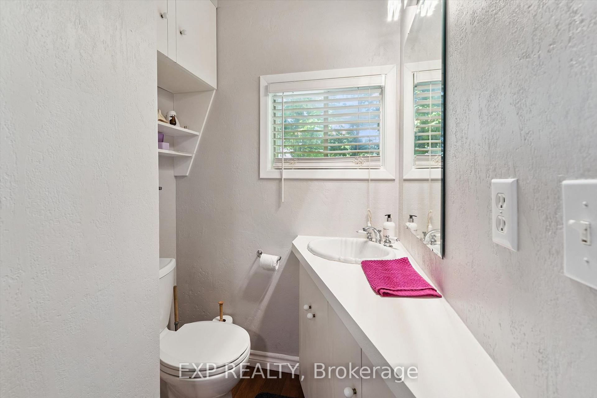 Photo 14 of 195 Maple Street, Bracebridge, Macaulay — HOMEH