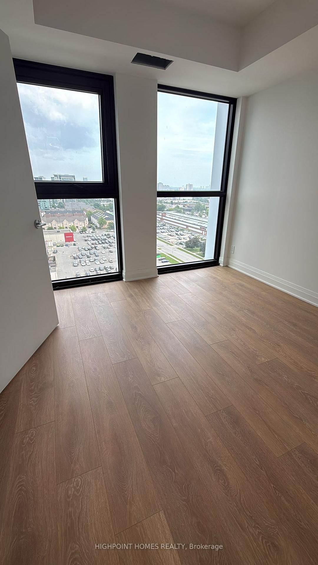 Photo 6 of Unit 1309, 25 Frederick Todd Way, Toronto, Thorncliffe Park — HOMEH