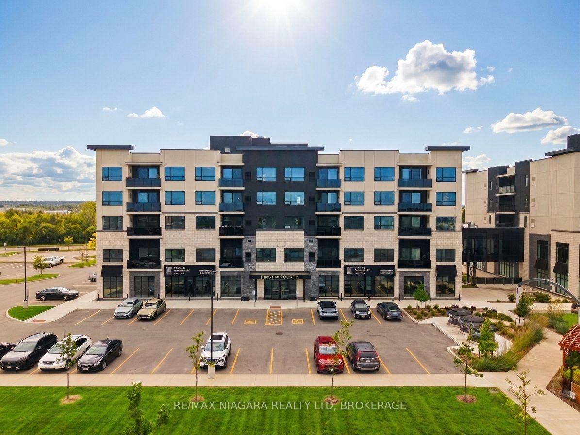 Photo 2 of Unit 509B, 300B Fourth Avenue, St. Catharines, Ridley — HOMEH