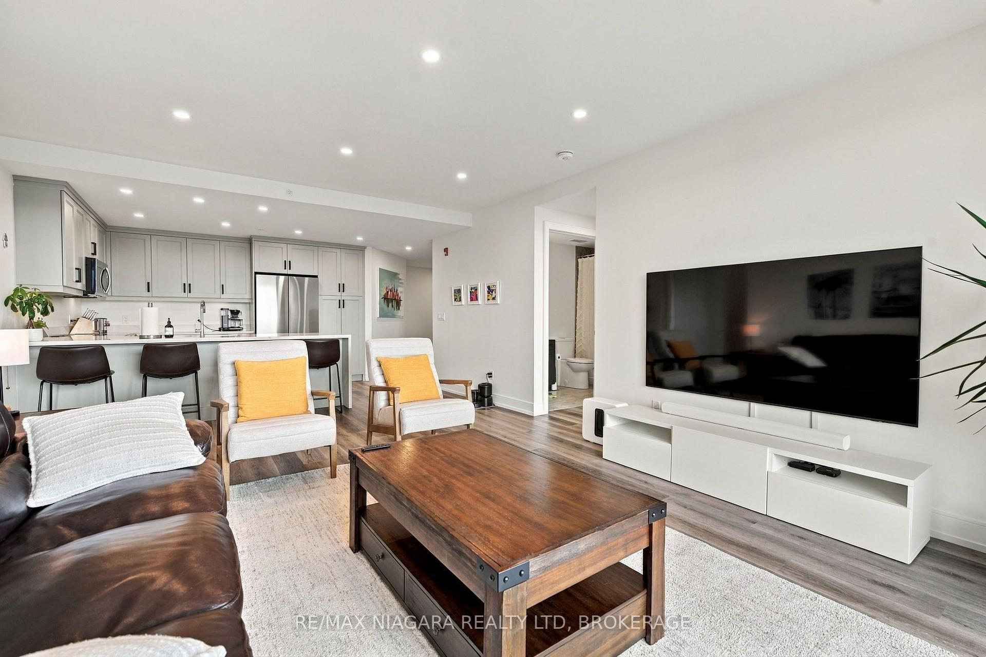 Photo 11 of Unit 509B, 300B Fourth Avenue, St. Catharines, Ridley — HOMEH