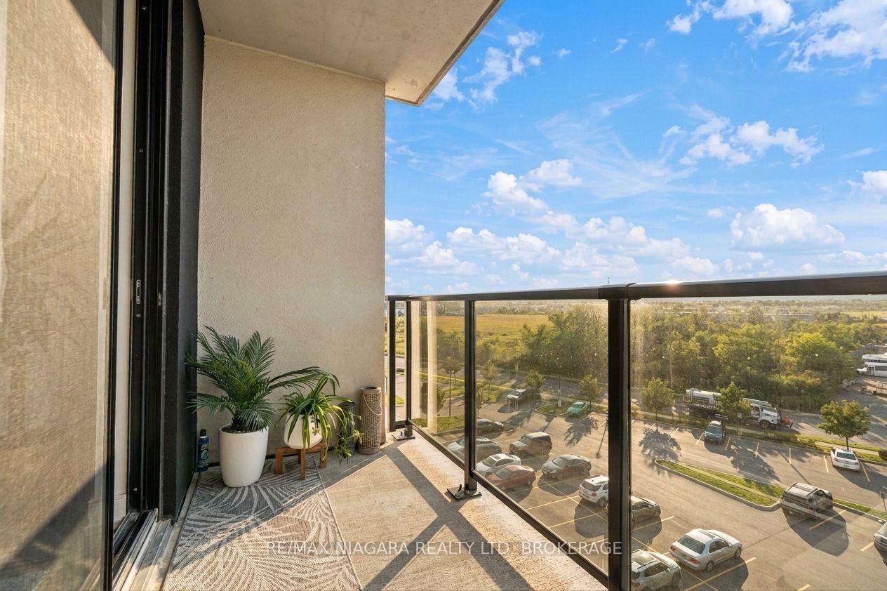 Photo 13 of Unit 509B, 300B Fourth Avenue, St. Catharines, Ridley — HOMEH