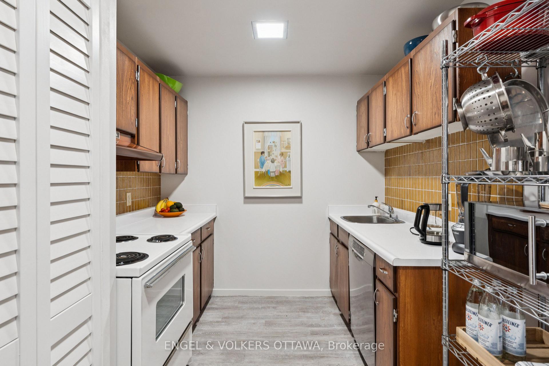 Photo 19 of Unit 8A, 400 Laurier Street E, Ottawa, Sandy Hill — HOMEH
